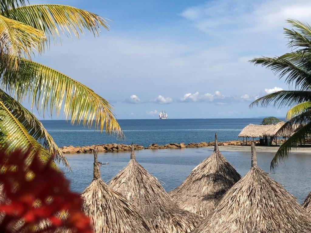 Hotel La Fragata Covenas Luaran gambar